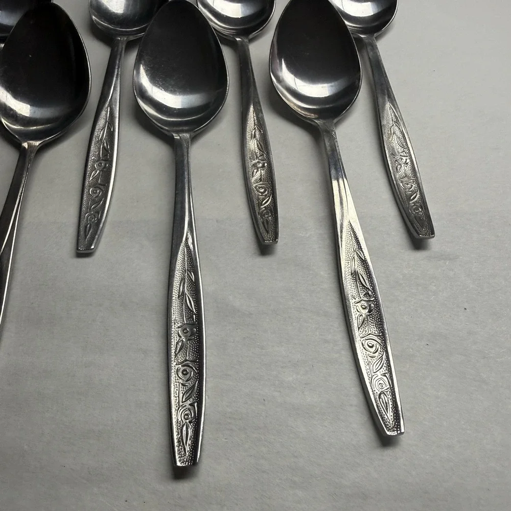 9 Vintage Customcraft CUS1 Soup Table Spoons Roses Stainless Steel Flatware